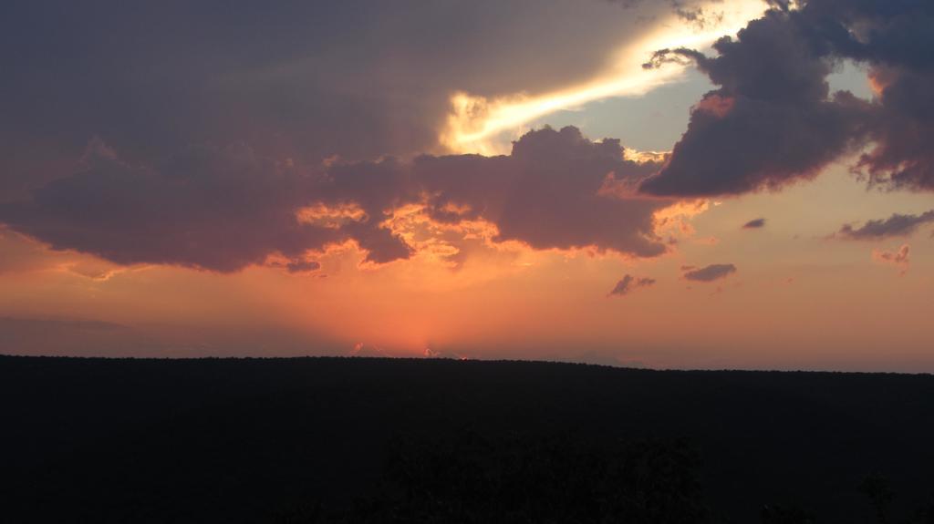 Dinkweng Safari Lodge The Waterberg Biosphere Dış mekan fotoğraf