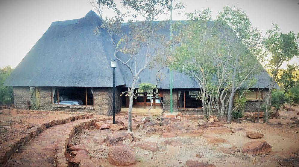 Dinkweng Safari Lodge The Waterberg Biosphere Dış mekan fotoğraf