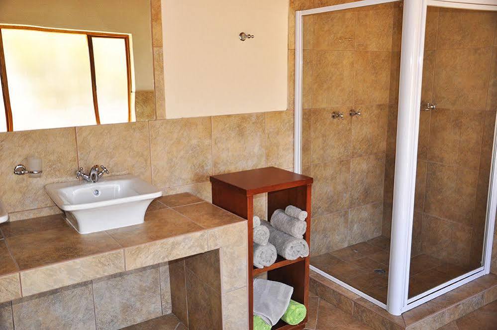 Dinkweng Safari Lodge The Waterberg Biosphere Dış mekan fotoğraf